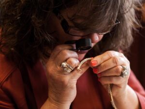 Jewelry appraisal